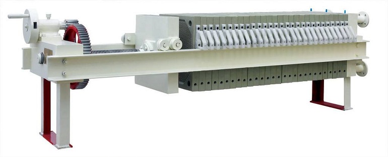 X(S)J420型手动压紧厢式压滤机